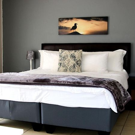 African Kingdom Guest House Boksburg Εξωτερικό φωτογραφία