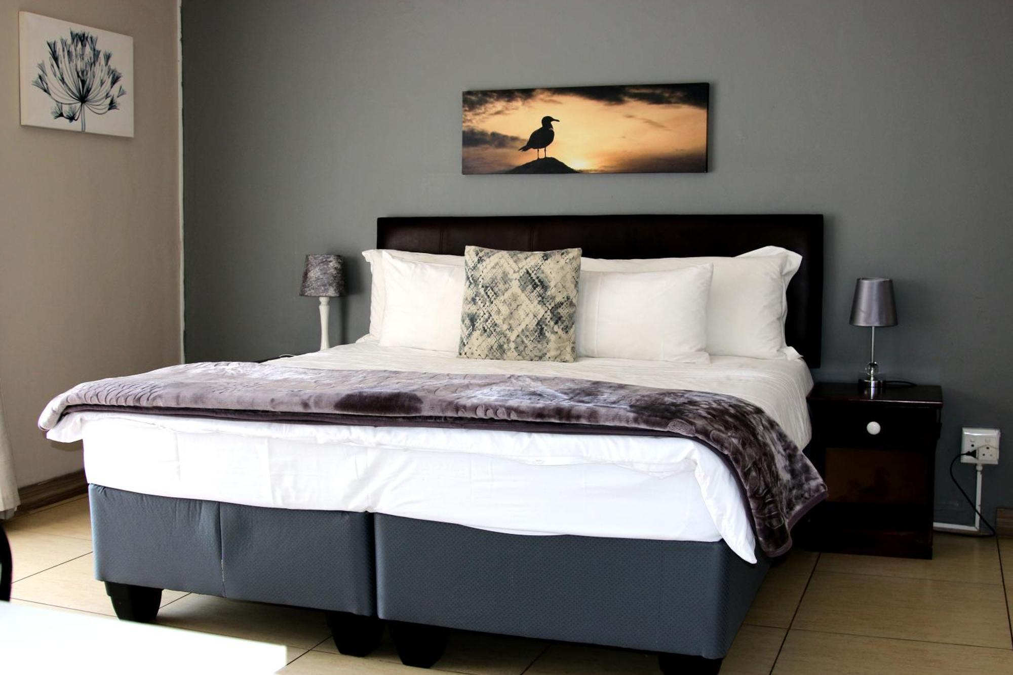 African Kingdom Guest House Boksburg Εξωτερικό φωτογραφία