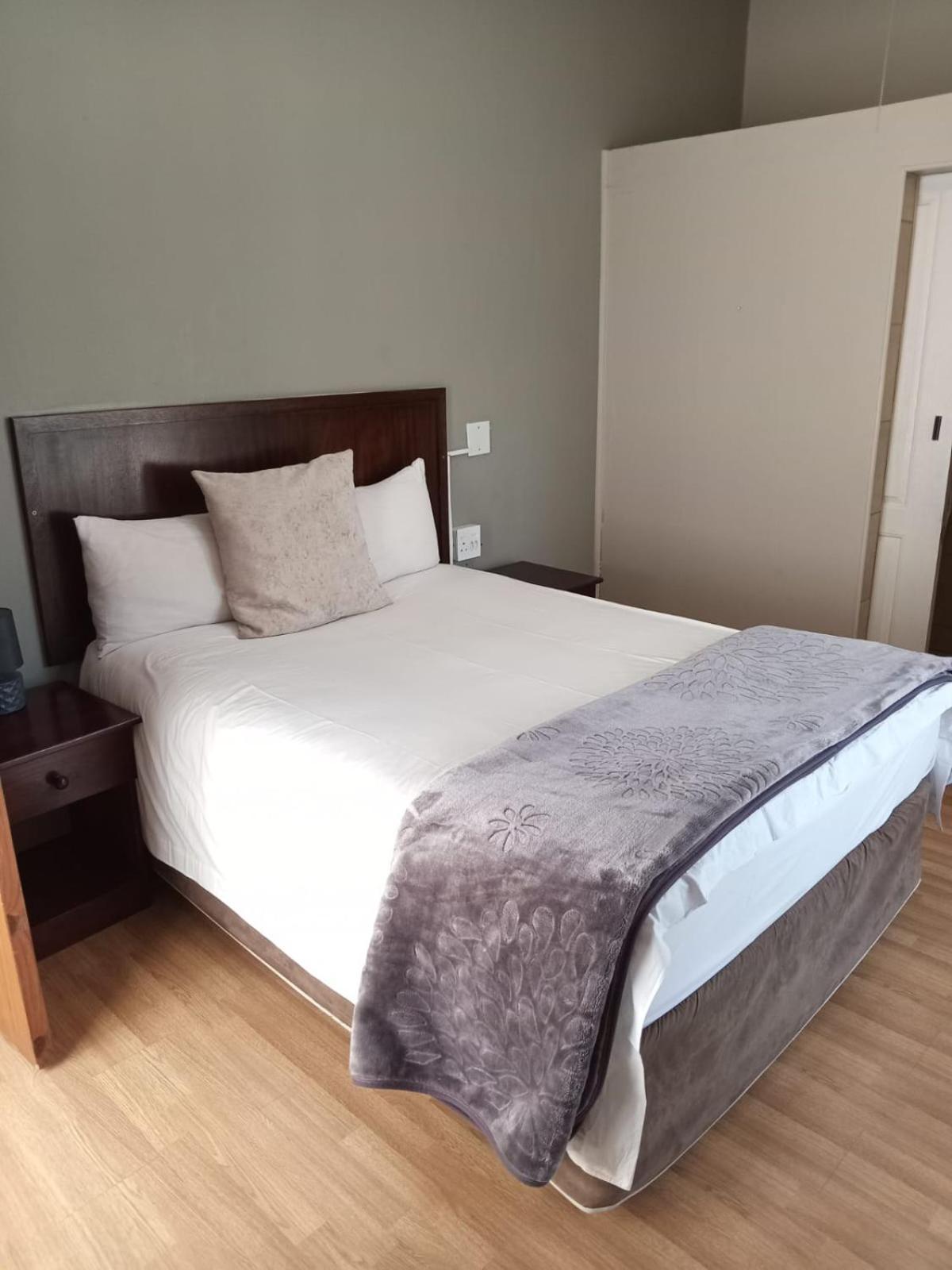 African Kingdom Guest House Boksburg Εξωτερικό φωτογραφία