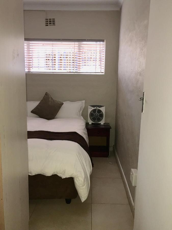 African Kingdom Guest House Boksburg Εξωτερικό φωτογραφία