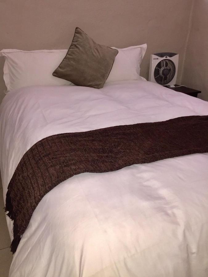 African Kingdom Guest House Boksburg Εξωτερικό φωτογραφία